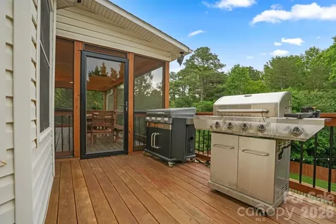 4616 20th Street Place NE Hickory NC 28601