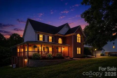 4616 20th Street Place NE Hickory NC 28601