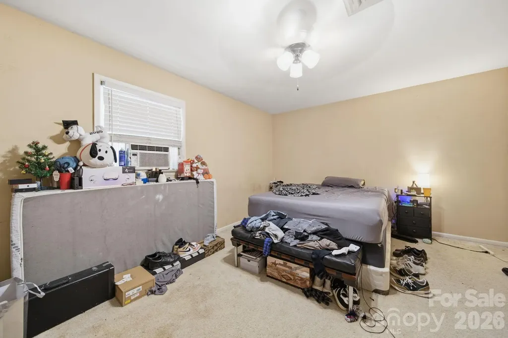 970 23rd Avenue NE Hickory NC 28601