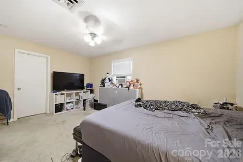 970 23rd Avenue NE Hickory NC 28601