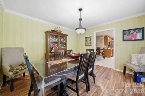 970 23rd Avenue NE Hickory NC 28601