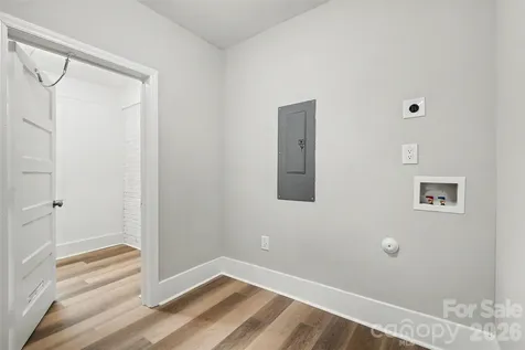 3716 Fieldcrest Road Charlotte NC 28217