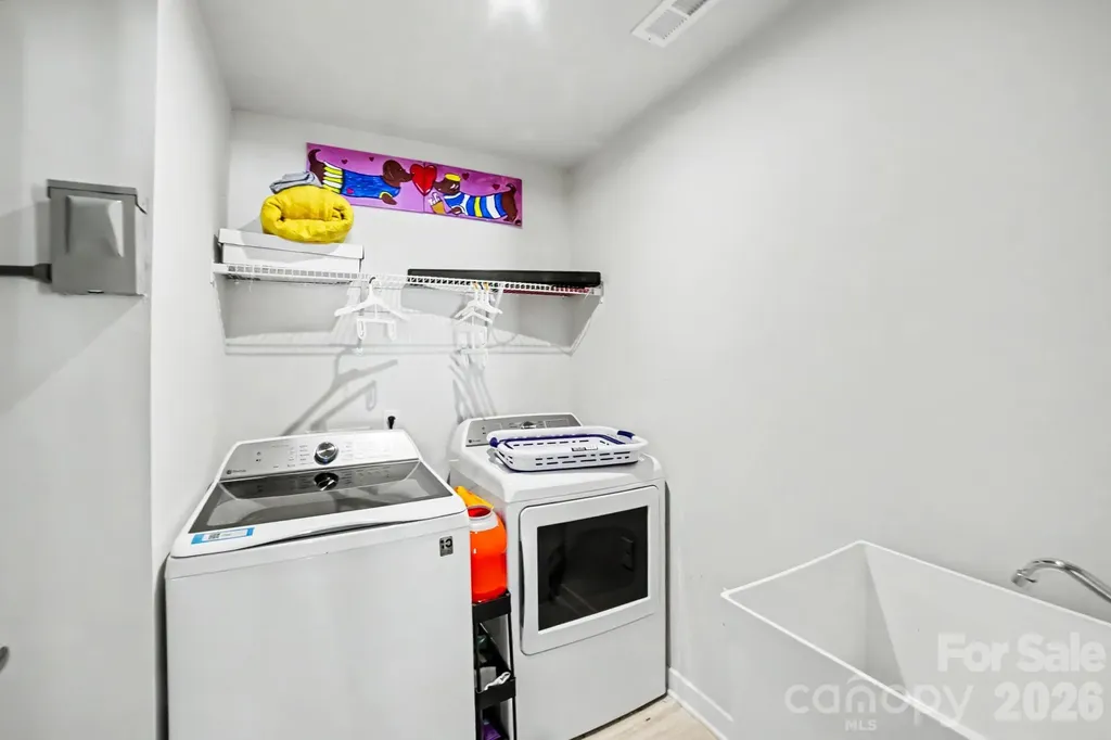 2220 Goldwood Drive Charlotte NC 28215