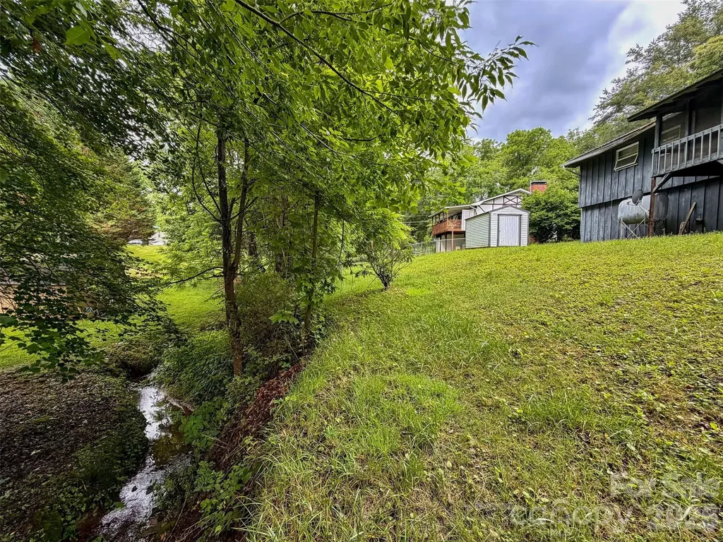 133 Jarvis Street Waynesville NC 28786