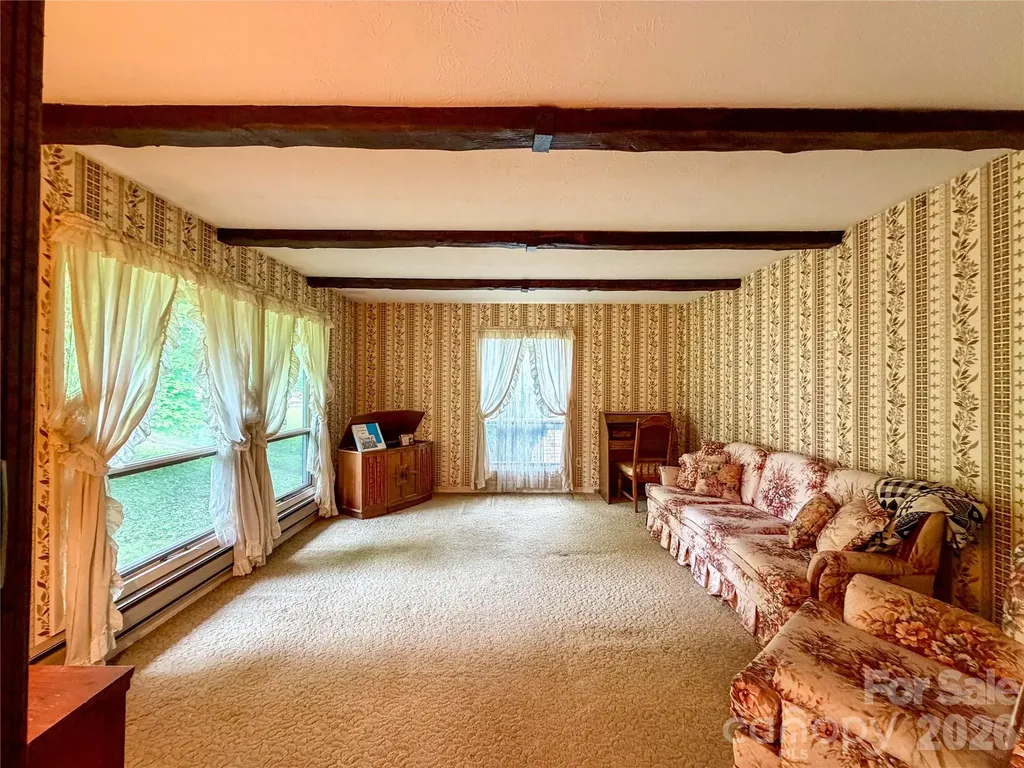 133 Jarvis Street Waynesville NC 28786