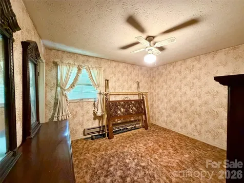133 Jarvis Street Waynesville NC 28786