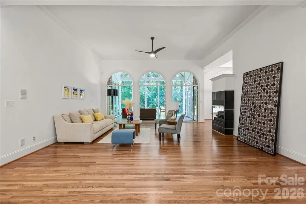 4909 Deer Walk Avenue Charlotte NC 28270
