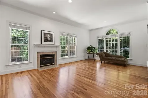 4909 Deer Walk Avenue Charlotte NC 28270
