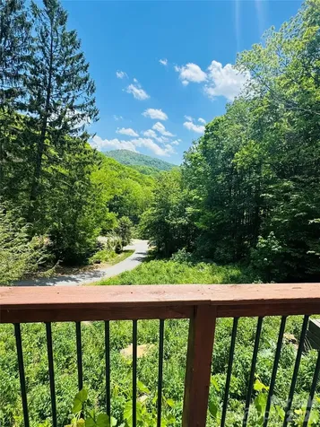635/634 Little Horse Creek Newland NC 28657