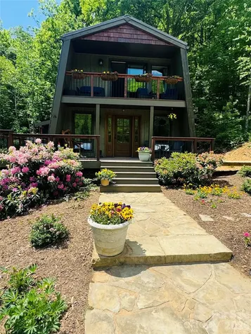 635/634 Little Horse Creek Newland NC 28657