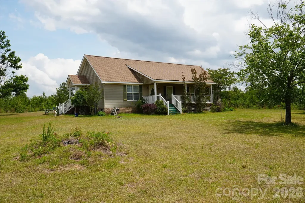 424 Press Walters Road Hartsville SC 29550