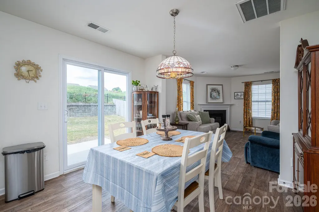 1536 Gaston Mountain Drive Dallas NC 28034