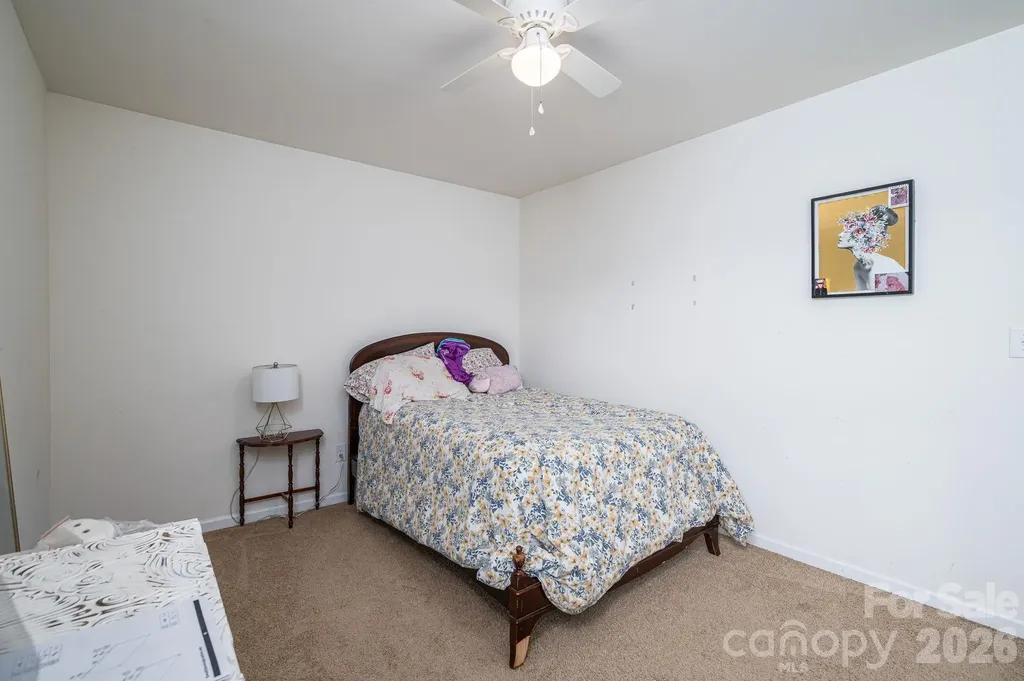 1536 Gaston Mountain Drive Dallas NC 28034