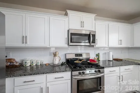 1536 Gaston Mountain Drive Dallas NC 28034