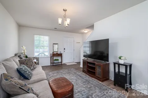 1536 Gaston Mountain Drive Dallas NC 28034