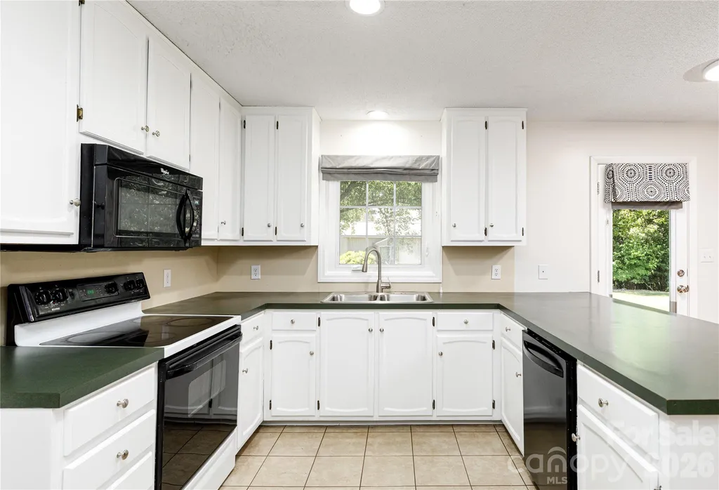 568 Wood Hollow Road Taylorsville NC 28681