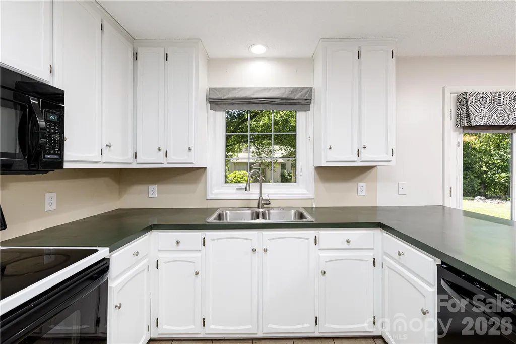 568 Wood Hollow Road Taylorsville NC 28681