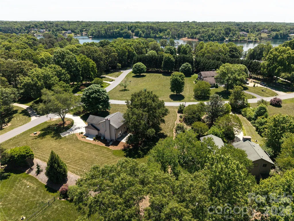 568 Wood Hollow Road Taylorsville NC 28681
