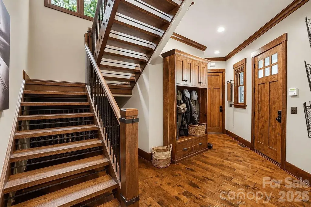 9208 Flying Eagle Lane Charlotte NC 28278