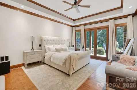 9208 Flying Eagle Lane Charlotte NC 28278