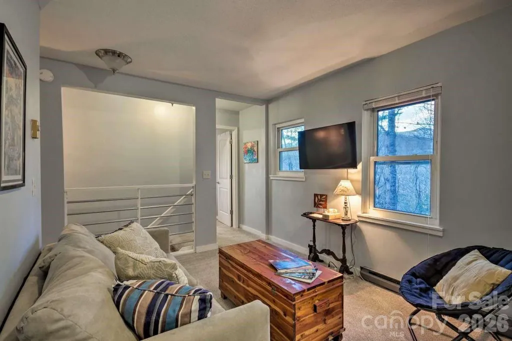 95 Walker Cove Road Black Mountain NC 28711