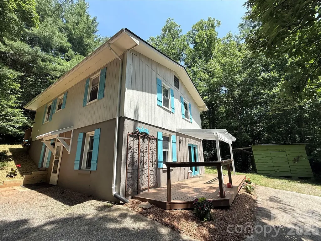 95 Walker Cove Road Black Mountain NC 28711