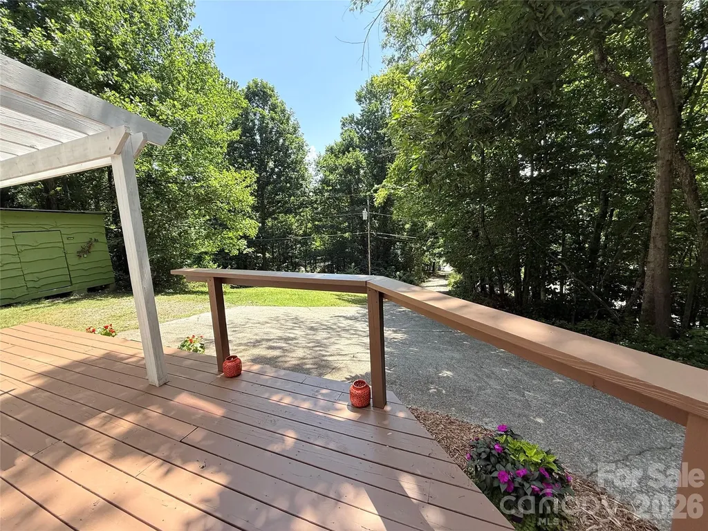 95 Walker Cove Road Black Mountain NC 28711