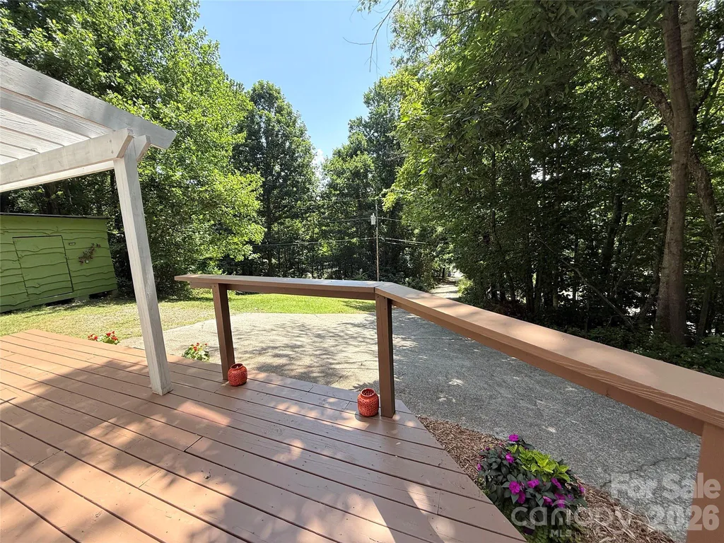 95 Walker Cove Road Black Mountain NC 28711