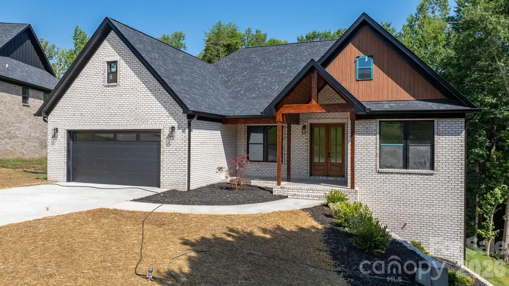 730 Chatsworth Circle SE Lenoir NC 28645
