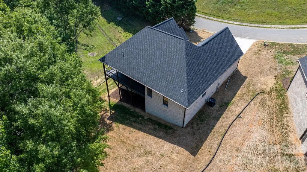 730 Chatsworth Circle SE Lenoir NC 28645