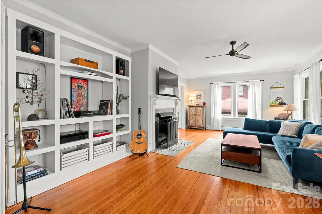 60 Austin Avenue Asheville NC 28801