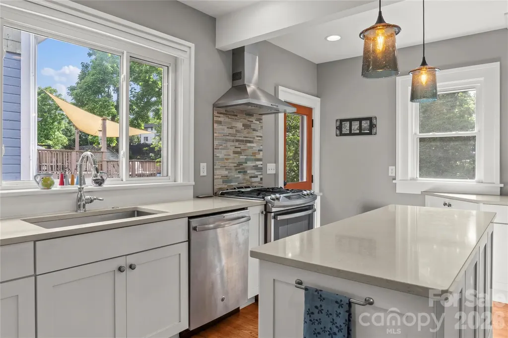 60 Austin Avenue Asheville NC 28801