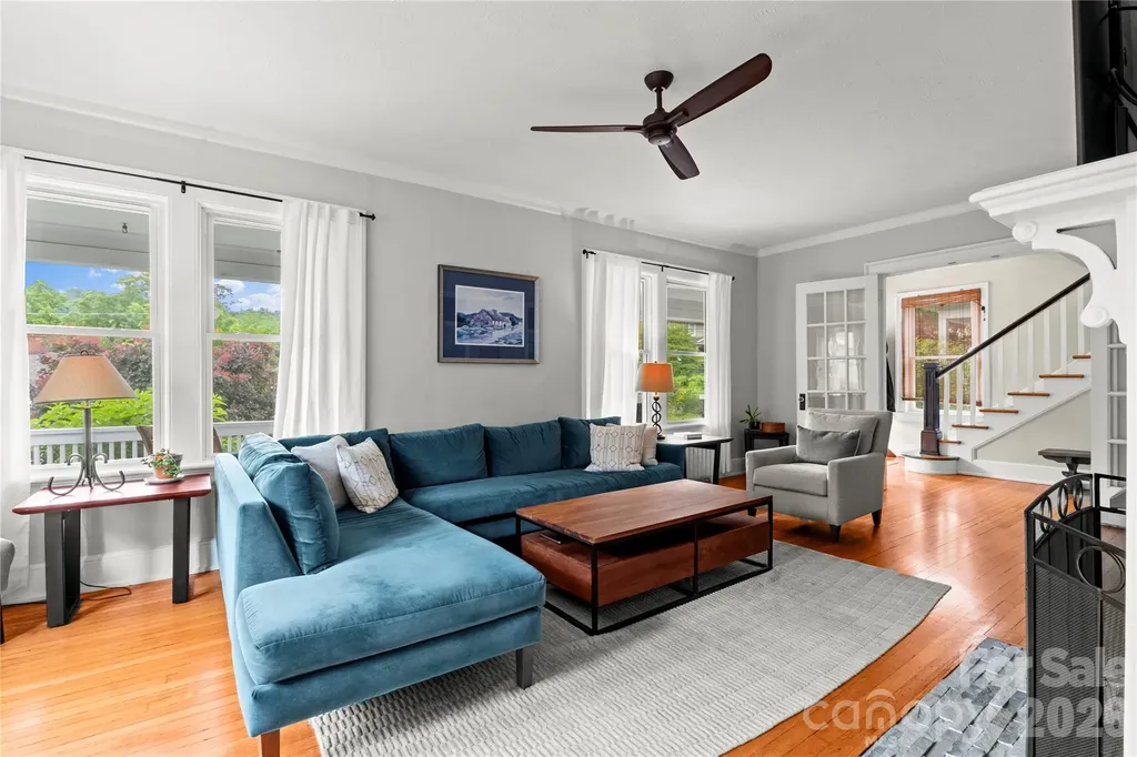 60 Austin Avenue Asheville NC 28801