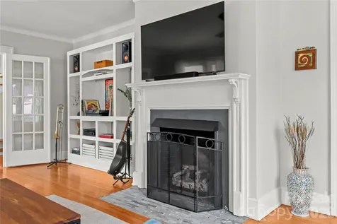 60 Austin Avenue Asheville NC 28801