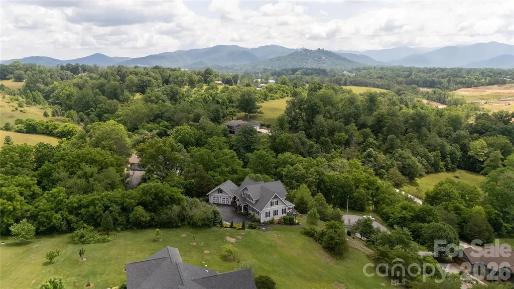 18 Adas Way Weaverville NC 28787
