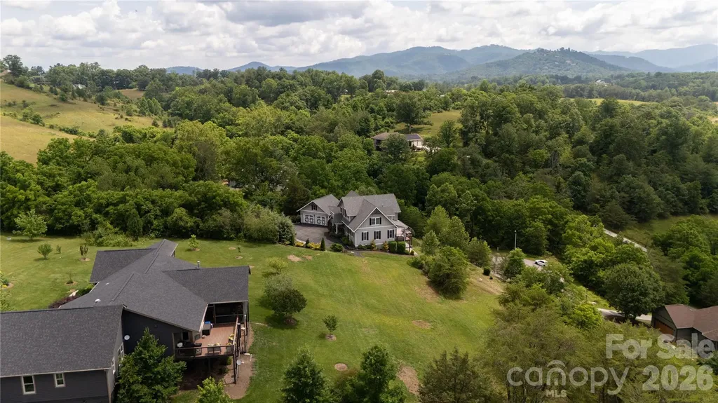 18 Adas Way Weaverville NC 28787