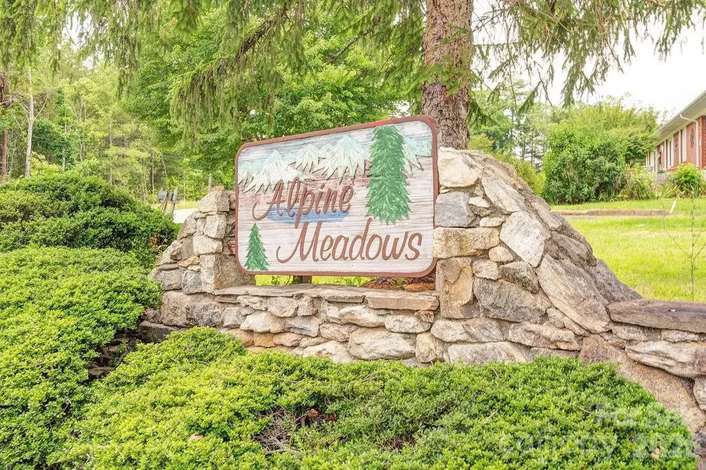 18 Adas Way Weaverville NC 28787