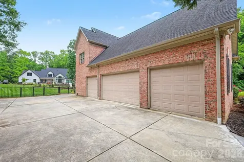 1009 Medinah Court Waxhaw NC 28173