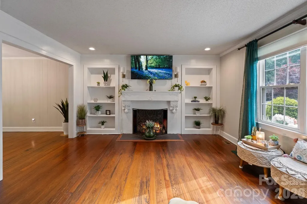 1014 Bramblewood Court NE Lenoir NC 28645
