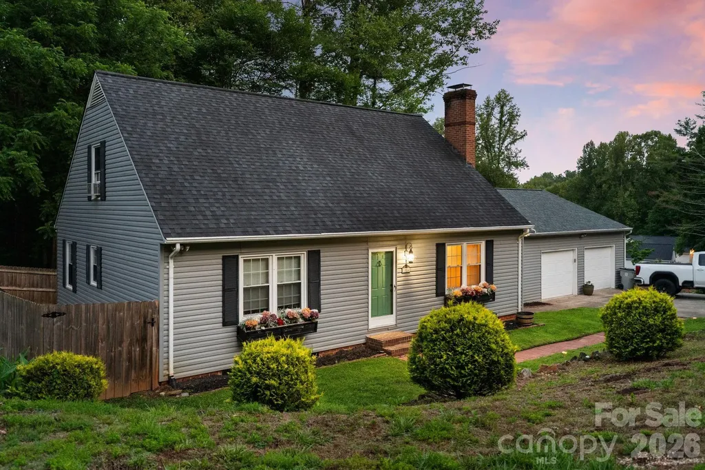 1014 Bramblewood Court NE Lenoir NC 28645