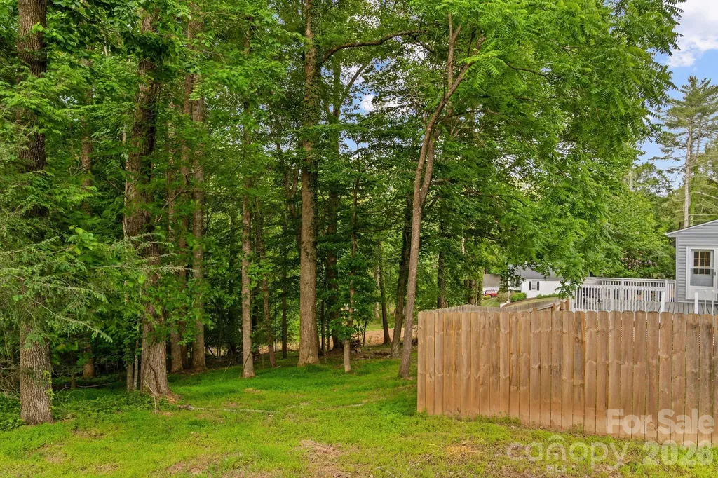 1014 Bramblewood Court NE Lenoir NC 28645