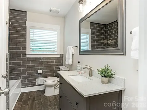 3319 Providence Road Charlotte NC 28211
