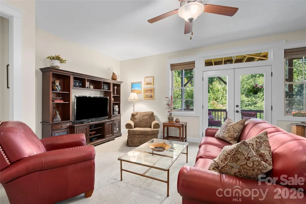 43 Orvis Stone Circle Biltmore Lake NC 28715