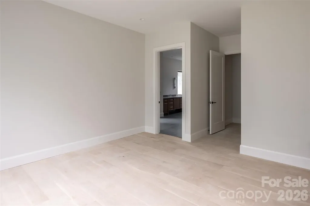 33 Busbee Road Asheville NC 28803