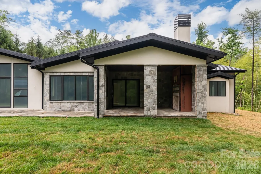 33 Busbee Road Asheville NC 28803