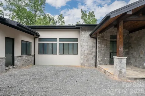 33 Busbee Road Asheville NC 28803