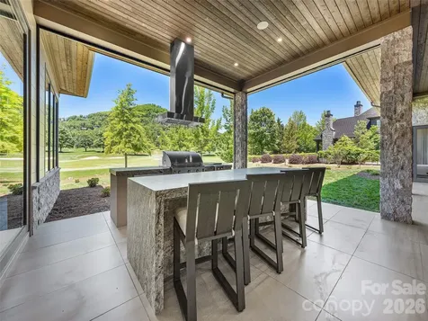 60 Walnut Valley Parkway Arden NC 28704