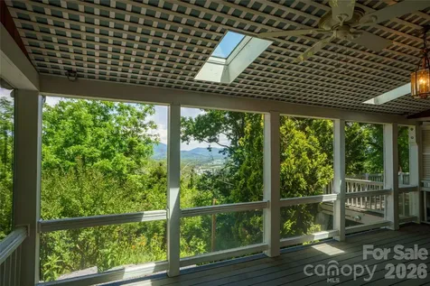 32 Delano Road Asheville NC 28805