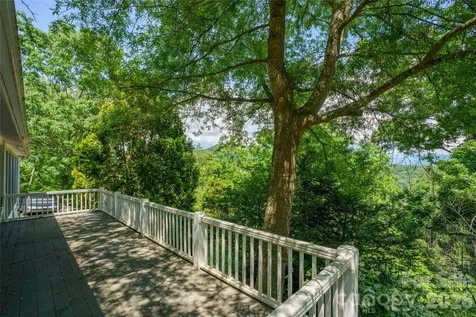 32 Delano Road Asheville NC 28805