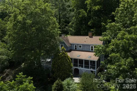 32 Delano Road Asheville NC 28805
